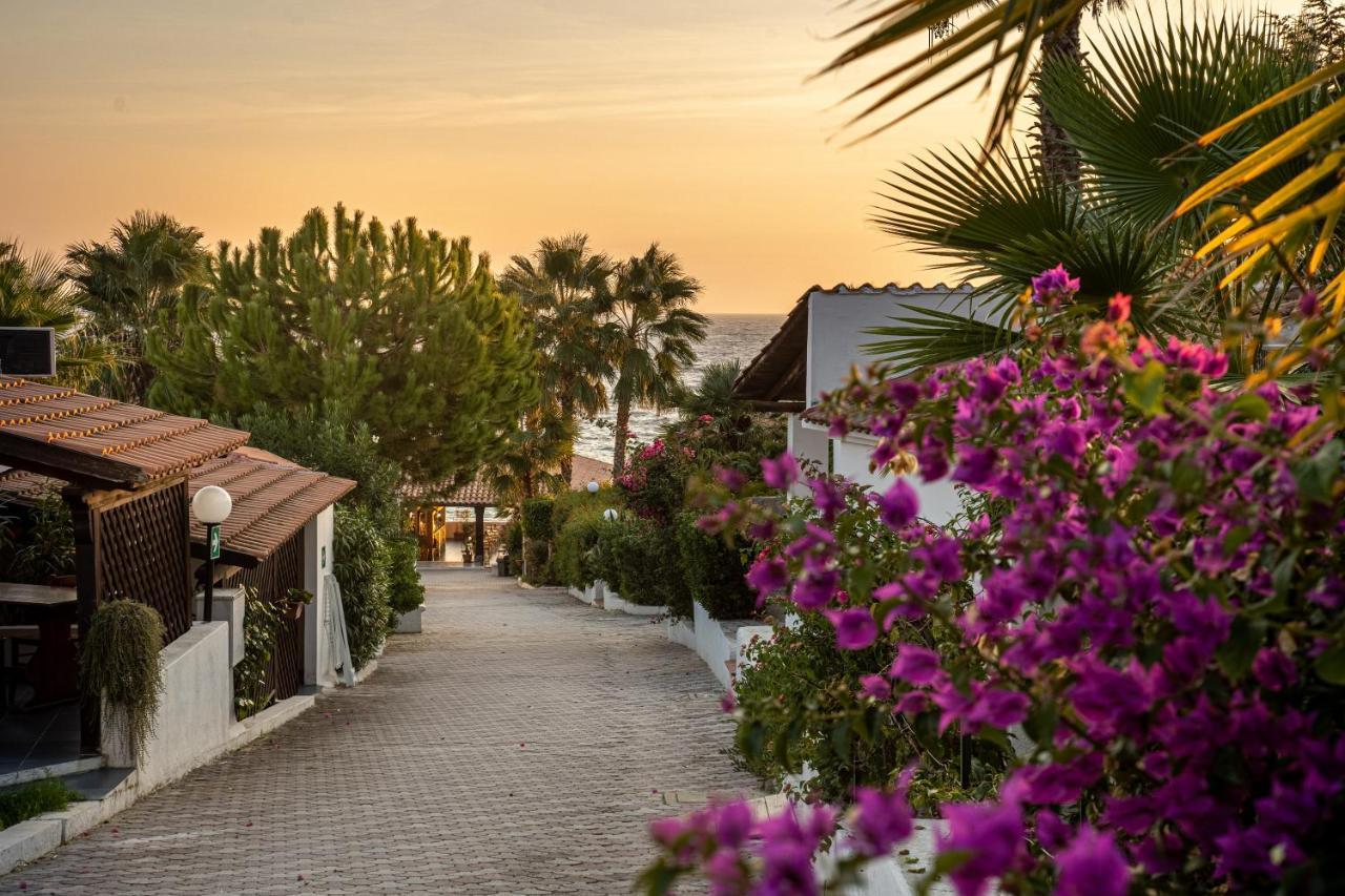 Villaggio Baia D'Ercole Capo Vaticano Exterior photo