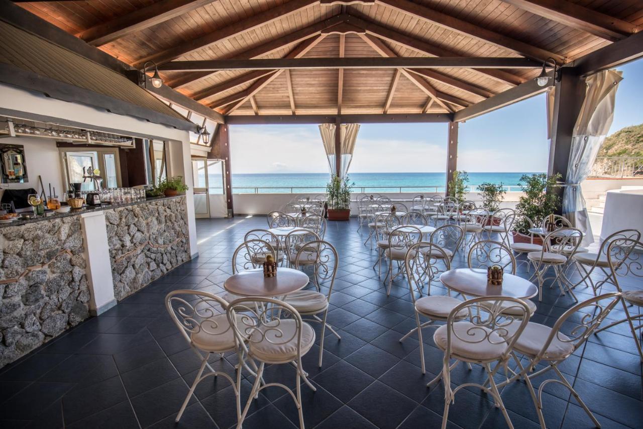 Villaggio Baia D'Ercole Capo Vaticano Exterior photo