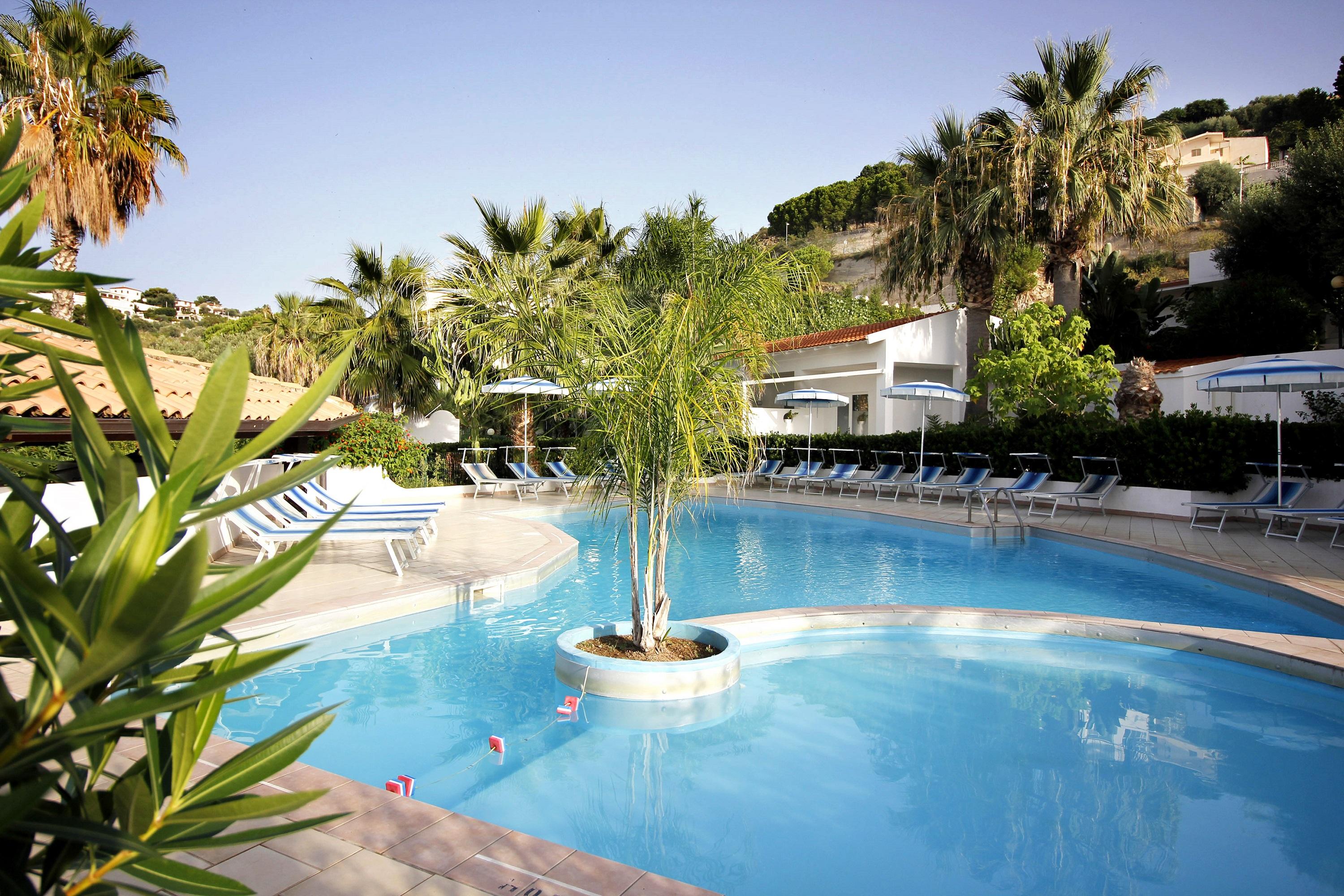 Villaggio Baia D'Ercole Capo Vaticano Exterior photo