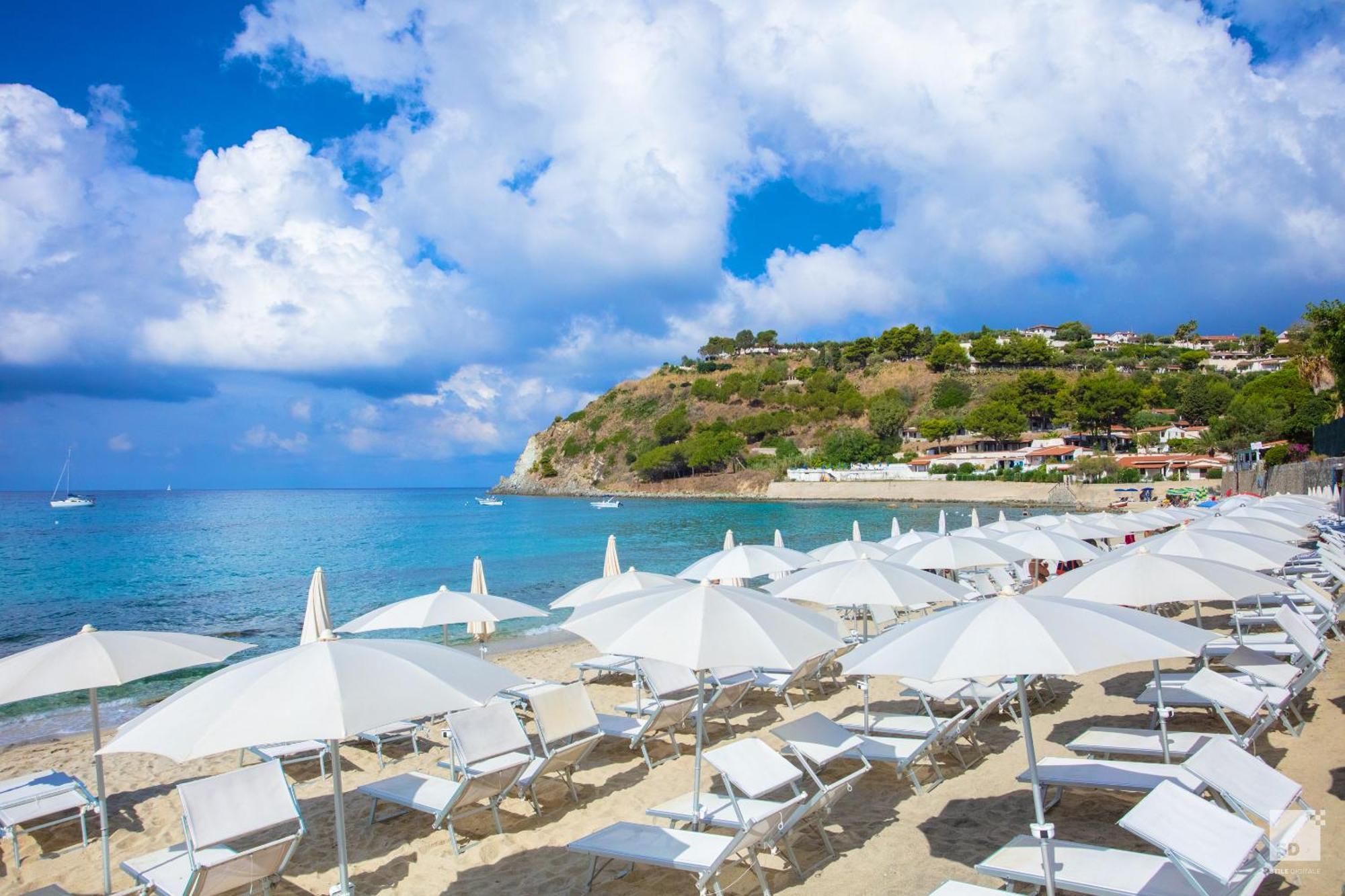 Villaggio Baia D'Ercole Capo Vaticano Exterior photo